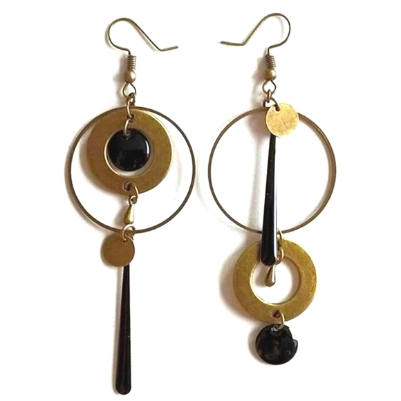 Jewelry - 🔥Elegant Gold and Black Dangling/Hoop Earrings🔥